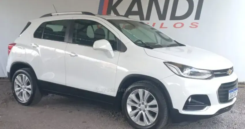 Tracker 1.4 LTZ COM TETO SOLAR em EXCELENTE estado. Venha conhecer a Kandi Veículos