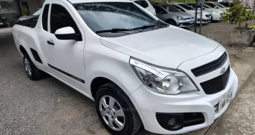 Montana 1.4 LS em excelente estado de conservação!