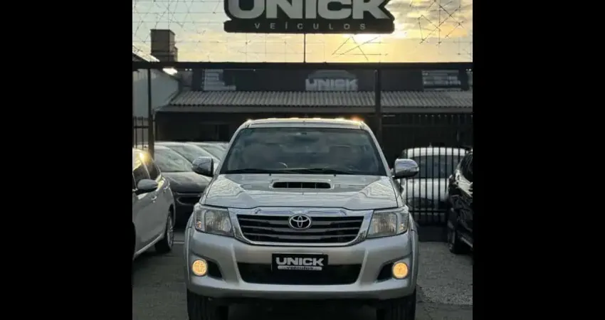 TOYOTA HILUX CD4X4 SRV 2013