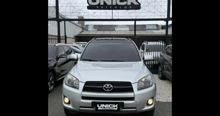 TOYOTA RAV4 2010