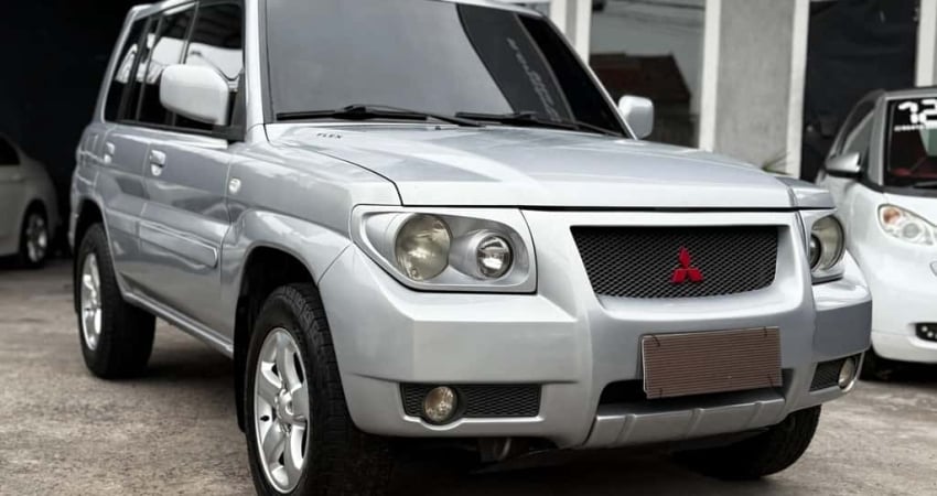 Mitsubishi Pajero tr4 2009 2.0 4x4 16v 131cv blindado automático 