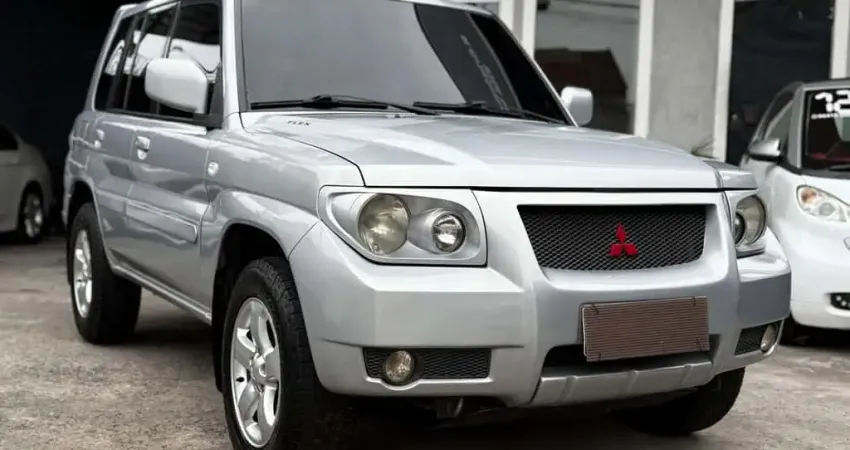 Mitsubishi Pajero tr4 2009 2.0 4x4 16v 131cv blindado automático 