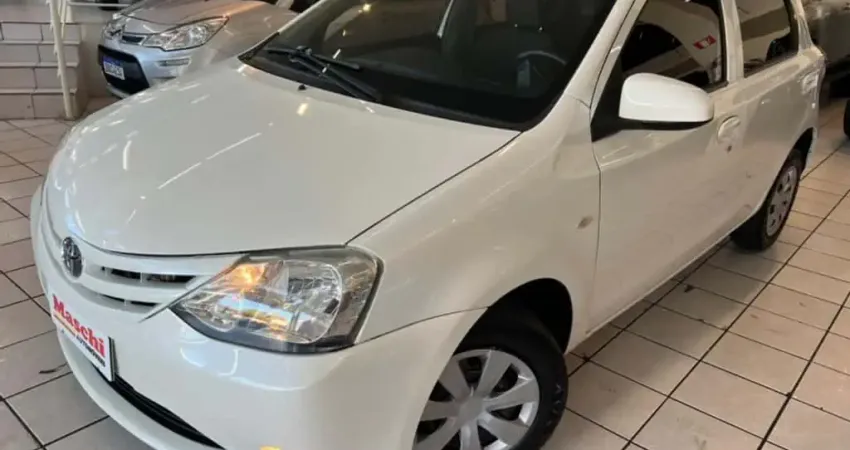 Toyota ETIOS 1.3 X 16V FLEX 4P MANUAL