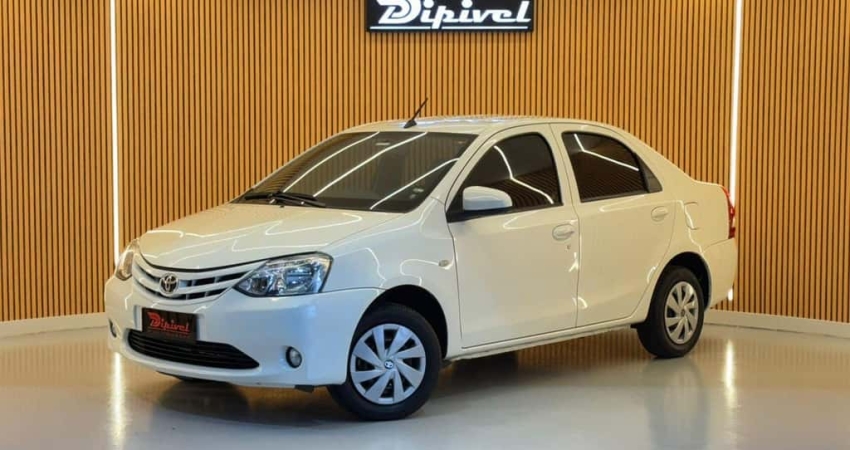 Toyota Etios X 1.5 Sedan Automático 2017