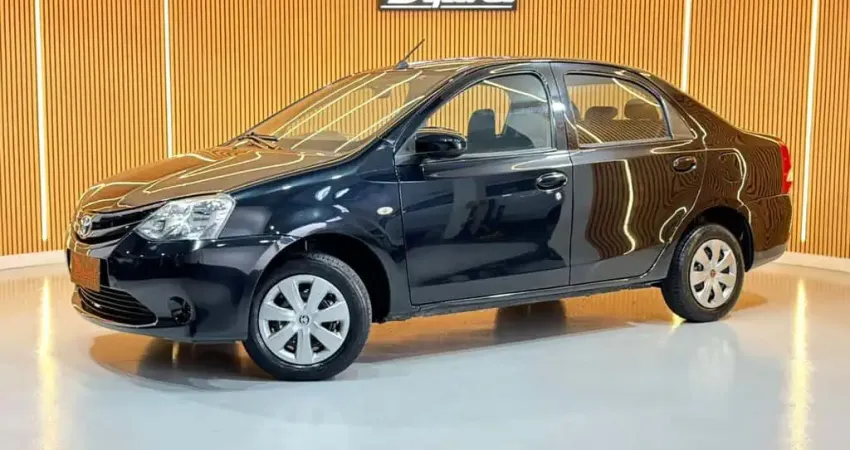 Toyota Etios X Sedan 1.5 2017
