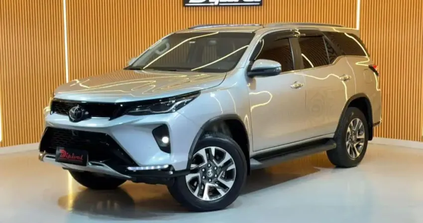 Toyota Hilux SW4 SRX 2.8 4x4 2024