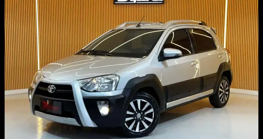 Toyota Etios Cross 1.5 Automático Flex 2018
