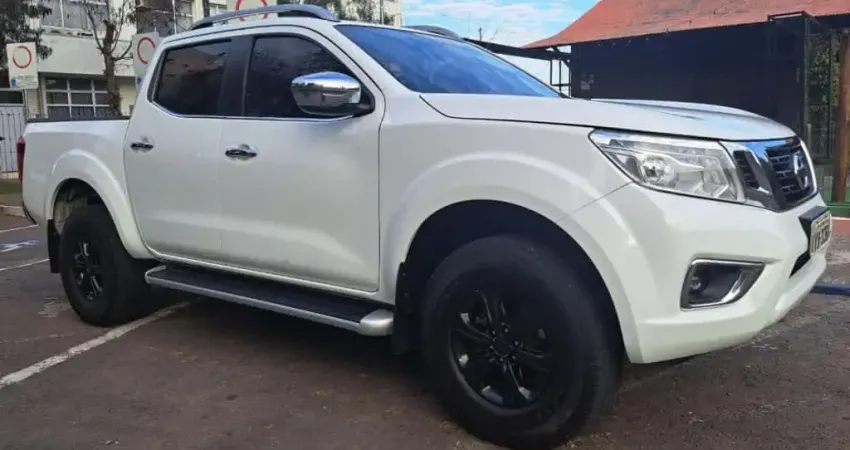Nissan FRONTIER 2.3 16V TURBO DIESEL LE CD 4X4 AUTOMÁTICO