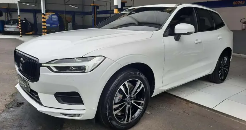 VOLVO XC 60 D-5 MOMENTUM 2.0 AWD DIESEL 5P 2020