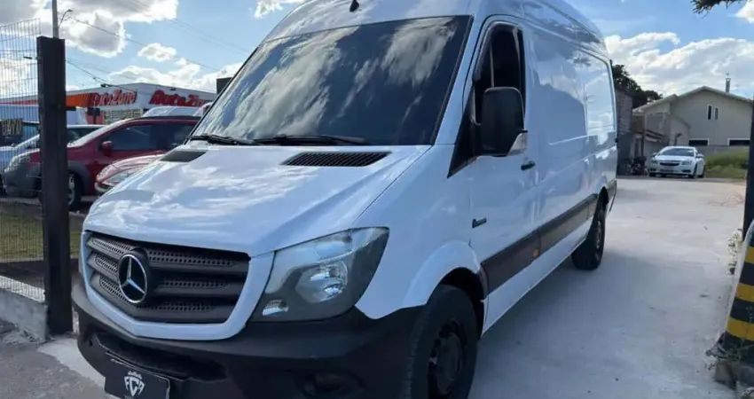 MERCEDES-BENZ 311CDISTREETF 2018