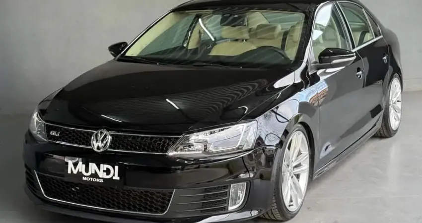 VOLKSWAGEN JETTA Highline 2.0 TSI 16V 4p Tiptronic