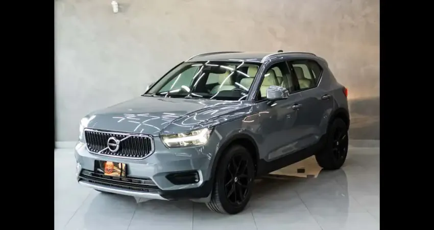 VOLVO XC 40 40 T-4 MOMENTUM 2.0 190cv FWD