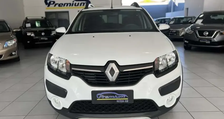 RENAULT SANDERO STEP 16 2015