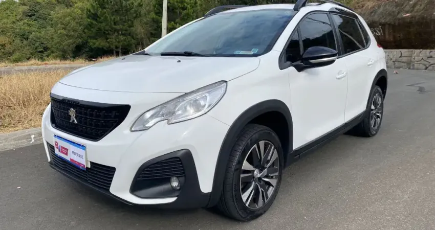 PEUGEOT 2008 ALLURE PACK 1.6 AUTOMÁTICO