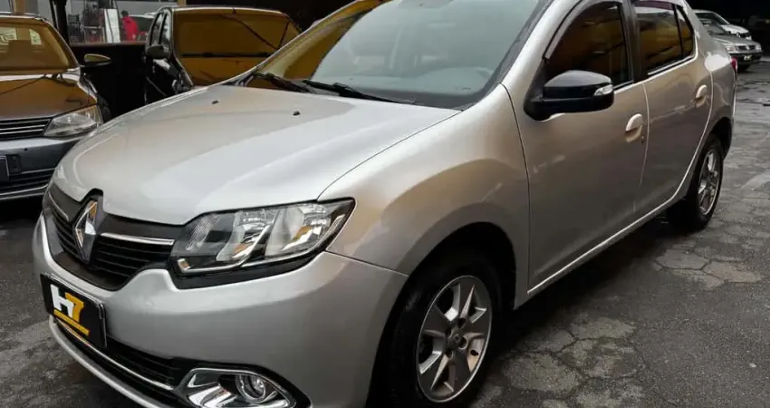 RENAULT LOGAN 1.6 DYNAMIQUE 8V FLEX 4P MANUAL 2015