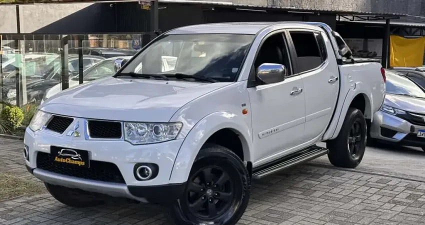 L200 Triton HPE 3.2 CD TB Int.Diesel Aut