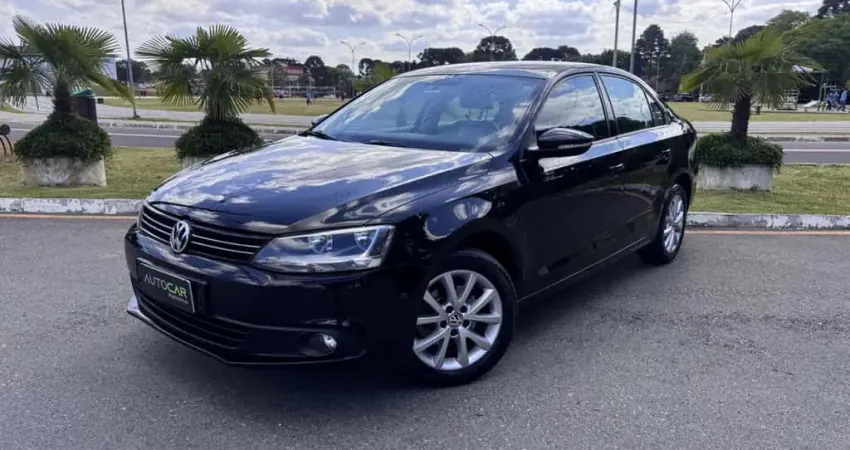 VOLKSWAGEN JETTA 2.0 COMFORTLINE FLEX 4P AUT 2014