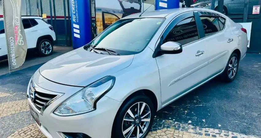 VERSA SL 1.6 16V FlexStart 4p Aut.