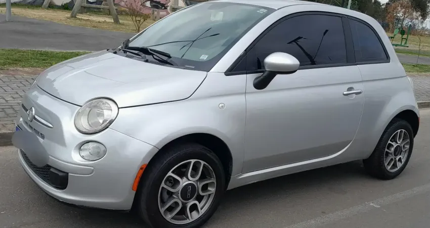 FIAT 500 CULT 1.4 – 2012 / COMPLETO / DOC LIMPO  Pequeno no tamanho, gigante no estilo!