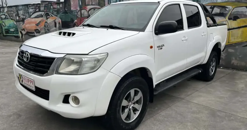 Toyota Hilux I/TOYOTA HILUX CD4X4 STD - Branca - 2012/2013