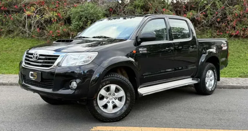 TOYOTA HILUX CD4X4 SR 2014
