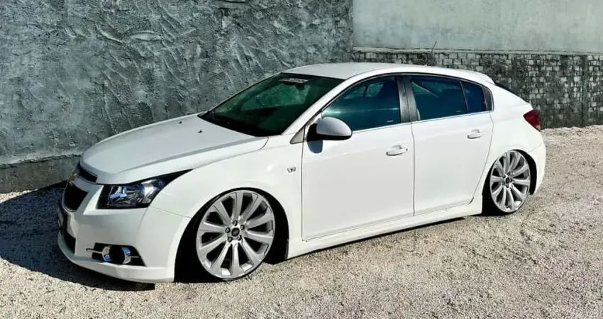 CHEVROLET CRUZE 1.8 LT SPORT6 16V FLEX 4P MANUAL 2013