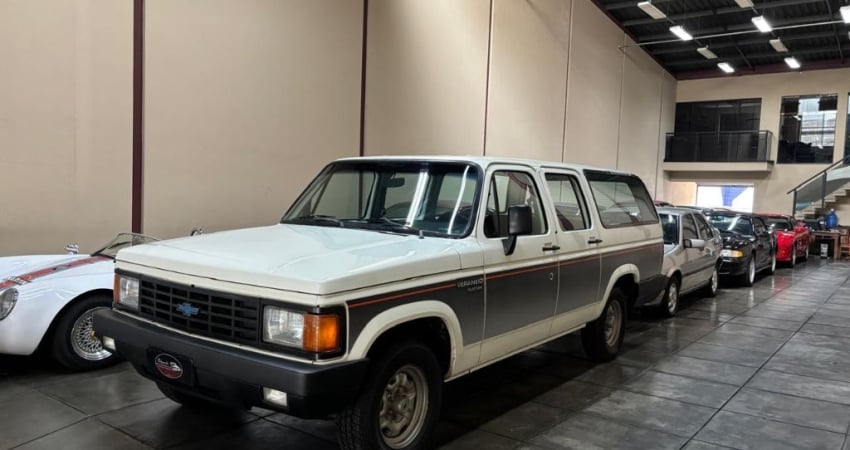Chevrolet Veraneio muito nova