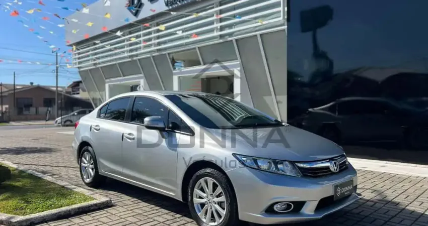 Honda Civic Sedan LXR 2.0 Flexone 16V Aut. 4p  - Prata - 2013/2014