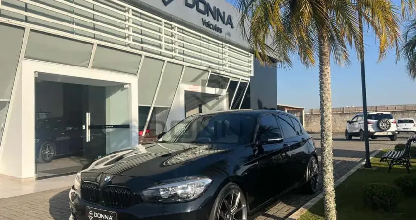 BMW 120i ACTIVE FLEX - Preta - 2015/2016