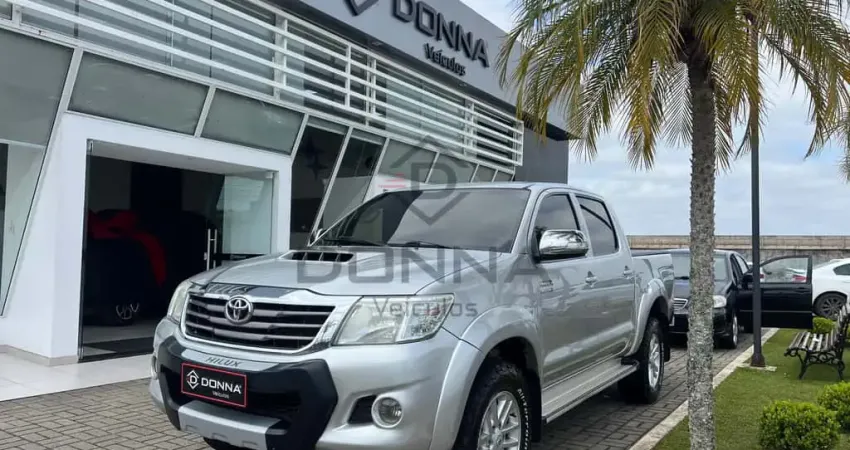 Toyota Hilux CD SRV D4-D 4x4 3.0 TDI Diesel Aut  - Prata - 2013/2013