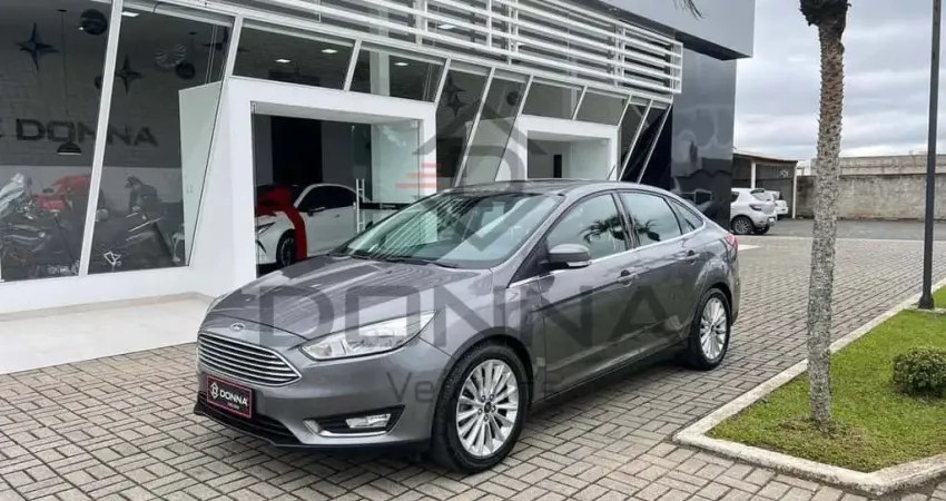 Ford Focus titanium 2.0 - Cinza - 2017/2018