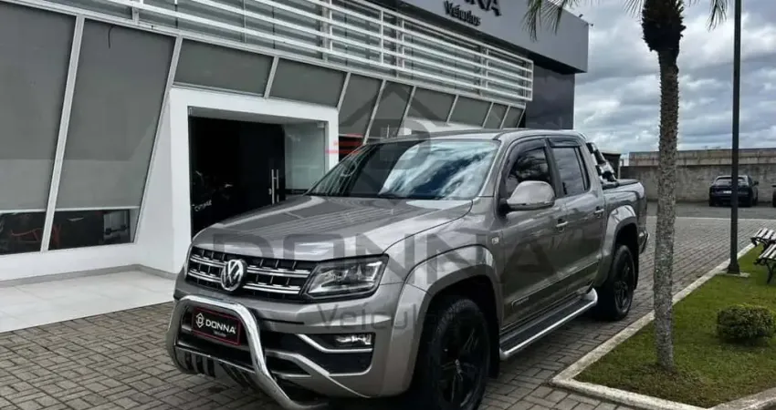 Volkswagen Amarok /VW  CD 4X4 HIGH - Prata - 2017/2017