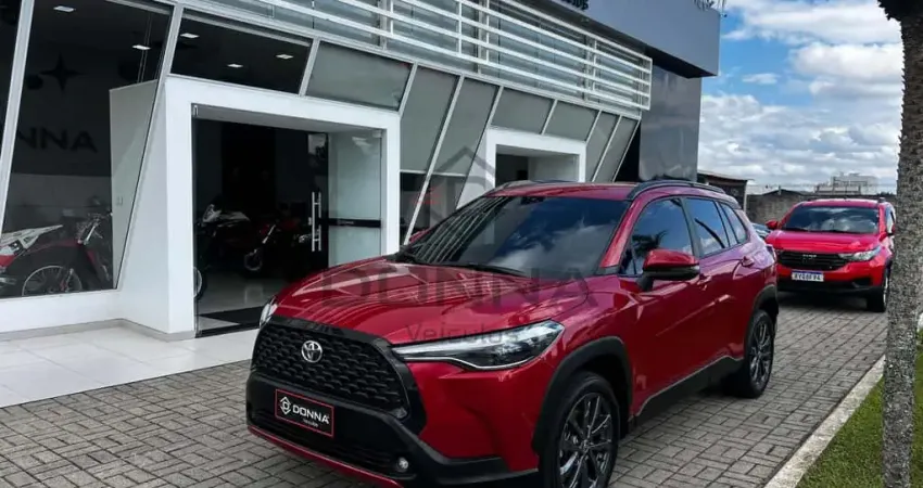 Toyota Corolla Cross XRE 2.0 16V Flex Aut.  - Vermelha - 2021/2022