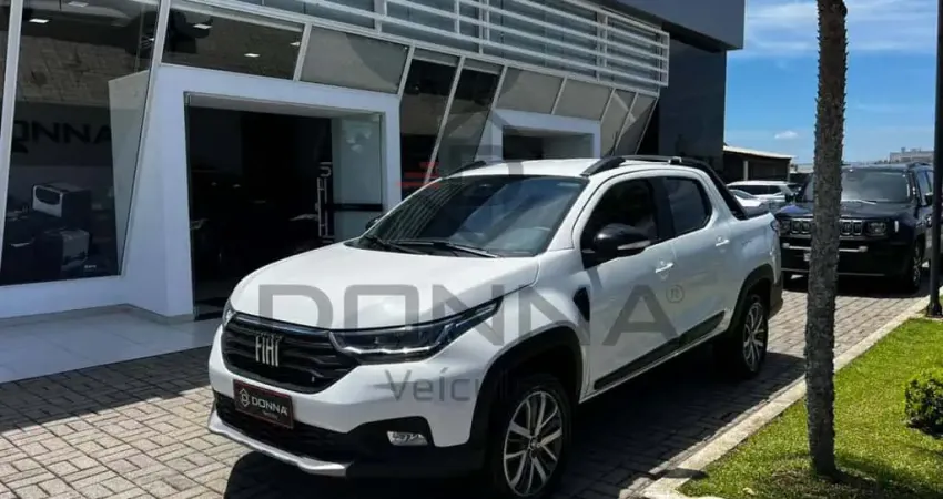 Fiat Strada VOLCANO CABINE DUPLA  - Branca - 2025/2025
