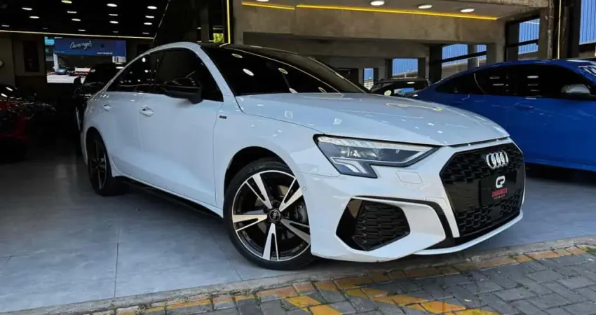 Audi A3 2023 2.0 40 tfsi mhev sedan s line s-tronic