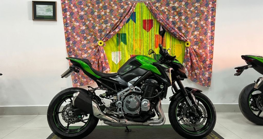KAWASAKI Z900