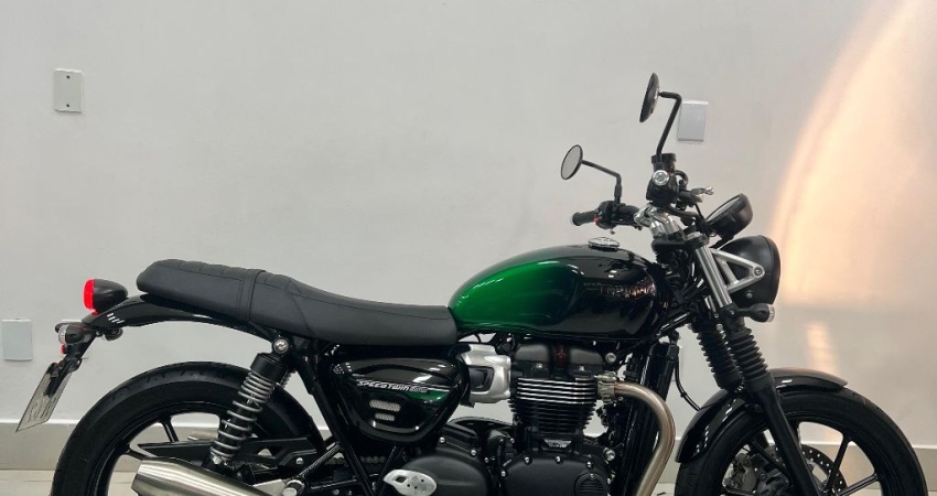 TRIUMPH SPEED TWIN 900