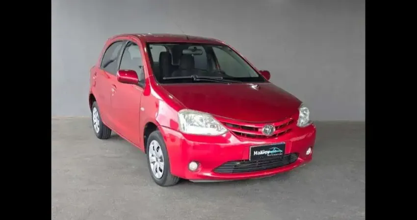 TOYOTA ETIOS HB XS 2013
