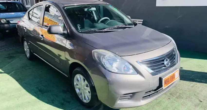 Nissan Versa 2013 1.6 16v flex sv 4p manual