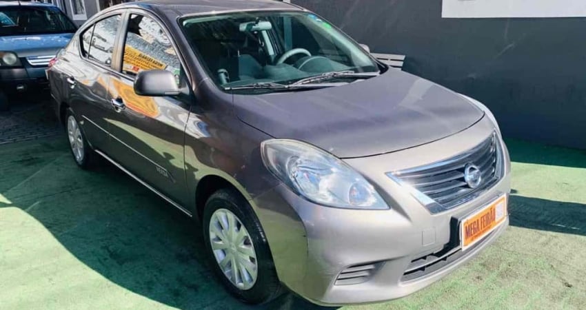 Nissan Versa 2013 1.6 16v flex sv 4p manual