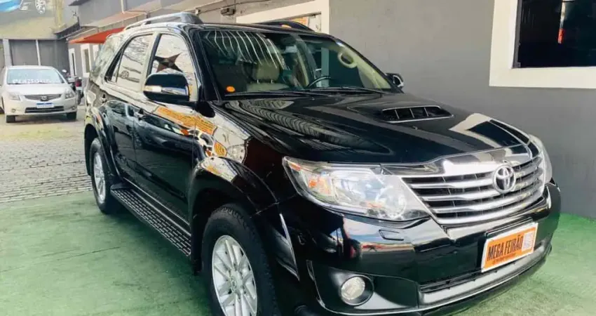 Toyota Hilux sw4 2014 3.0 srv 4x4 16v turbo intercooler diesel 4p automático