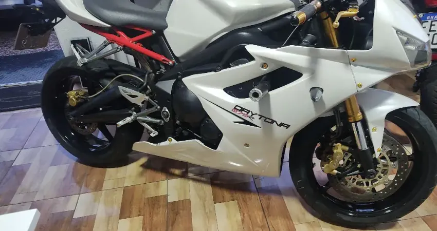 Triumph  Daytona  675 R ano 2007 