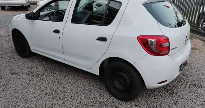 SANDERO COMPLETO COM AR COND., DIREÇÃO, VIDROS ELÉTRICOS.