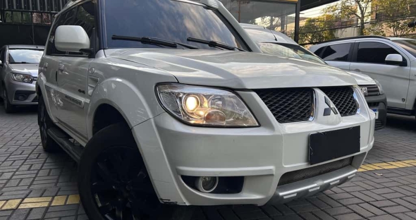 Mitsubishi Pajero tr4 2014 2.0 4x4 16v 140cv flex 4p automático