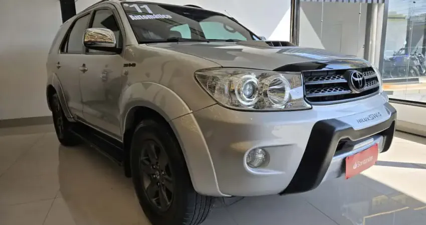 Toyota Hilux sw4 2011 3.0 srv 4x4 16v turbo intercooler diesel 4p automático