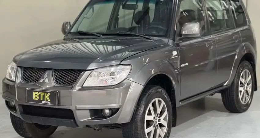 MITSUBISHI PAJERO TR4 FLEX HP 2013