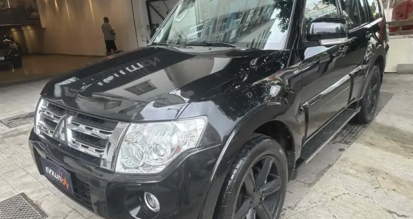 Mitsubishi Pajero full 2013 3.8 hpe 4x4 v6 24v gasolina 4p automático