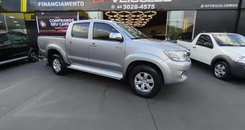 TOYOTA HILUX 2.7 VVT-I FLEX CD SRV 4X2 AUTOMÁTICO 2015