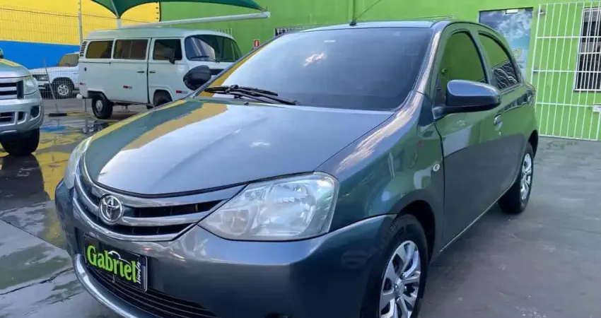 TOYOTA ETIOS HB X 2014