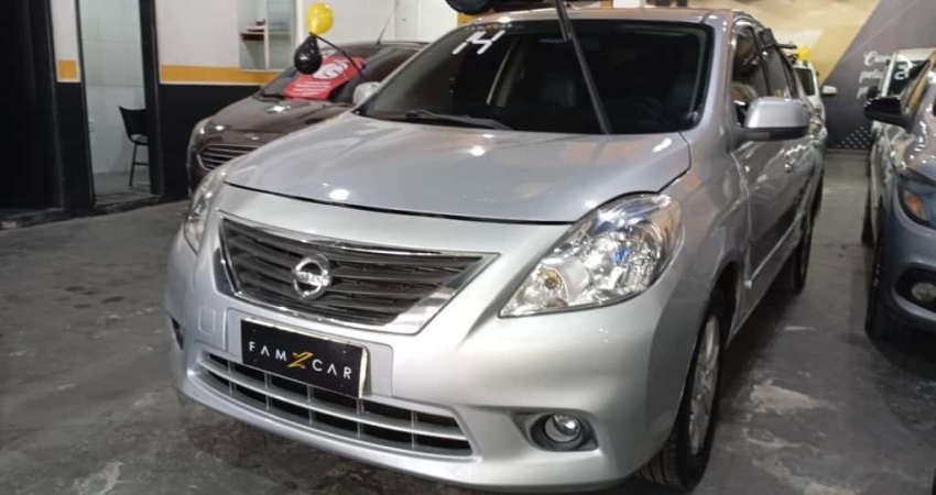 Nissan Versa ENDURANCE CS - Prata - 2013/2014